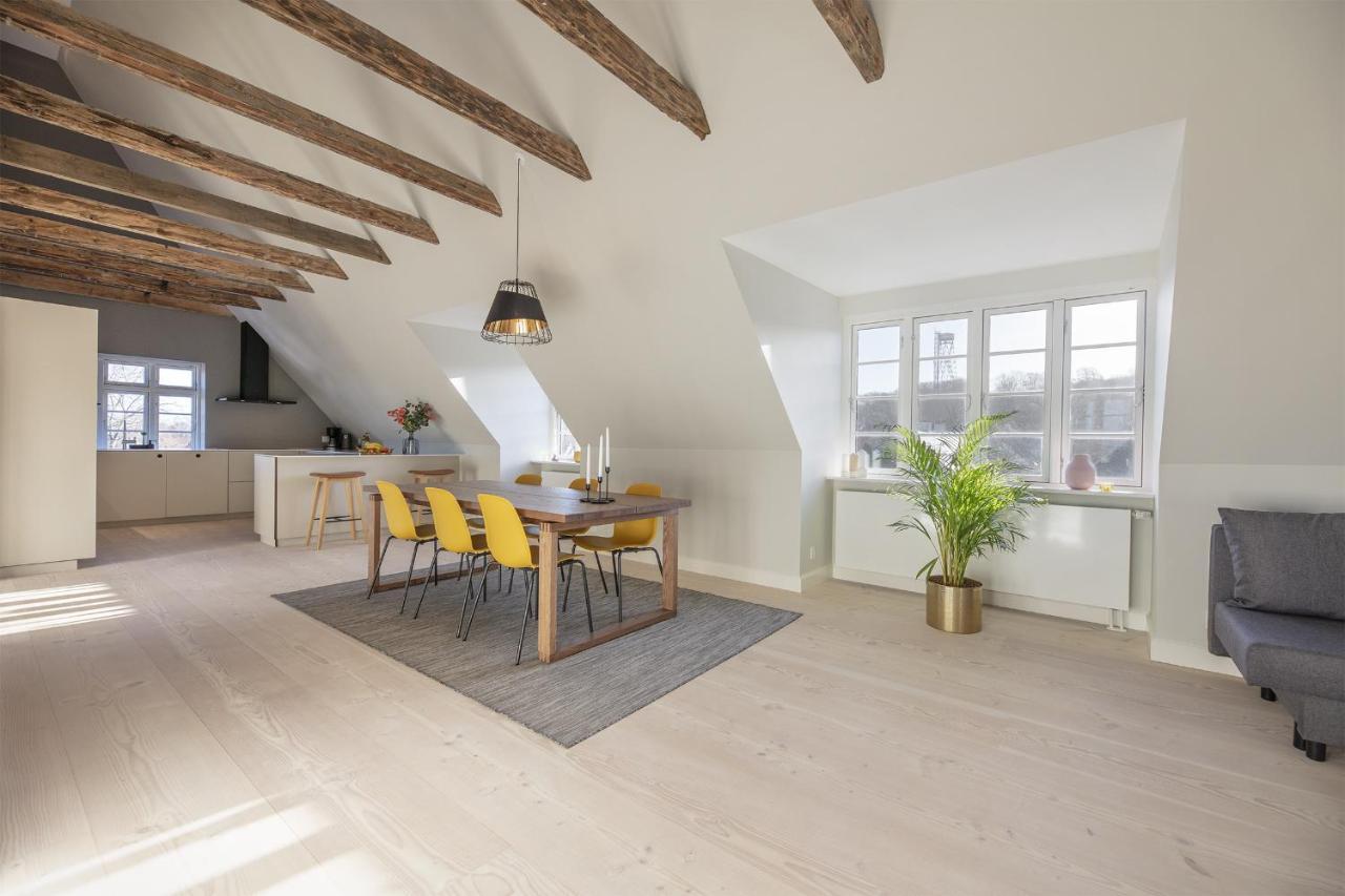 آلبورغ Aday - Modern Living - Balcony Room المظهر الخارجي الصورة